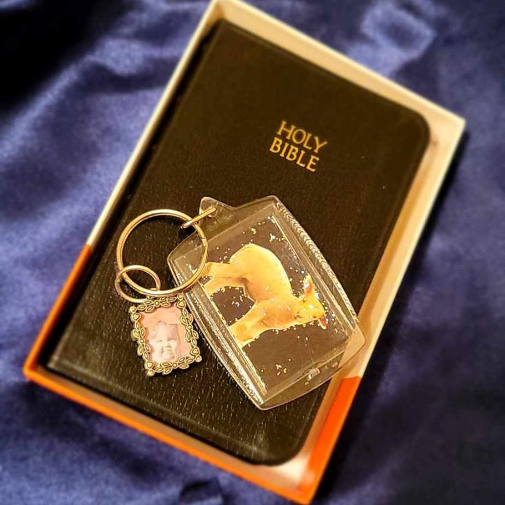 Bible Scripture Keychain with Lamb and Miniature Frame Pendant with Pocket Bible
